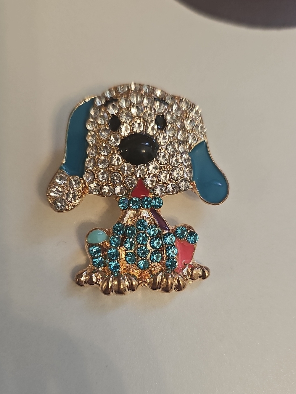 Dog Brooch Sparkle Rhinestone Multicolored Gold Tone Metal